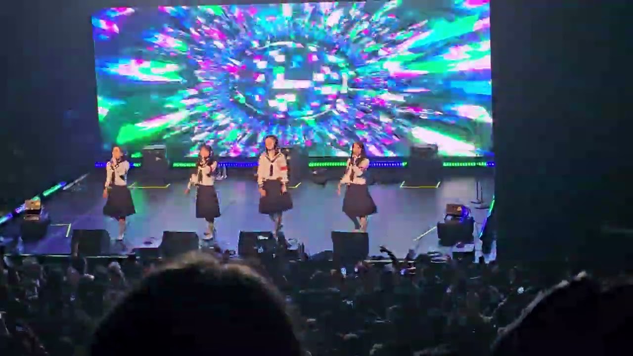 Atarashii Gakko Otona Blue remix  Fonda Theatre Los Angeles