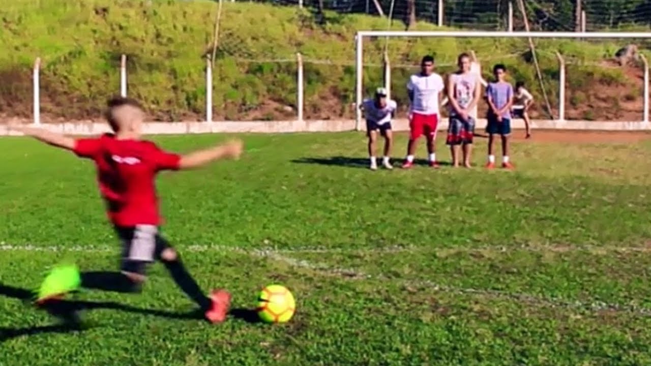 os GOLA&Ccedil;OS mais ZIKAS de Aladdin e Bol&iacute;via DESAFIOS DE FUTEBOL