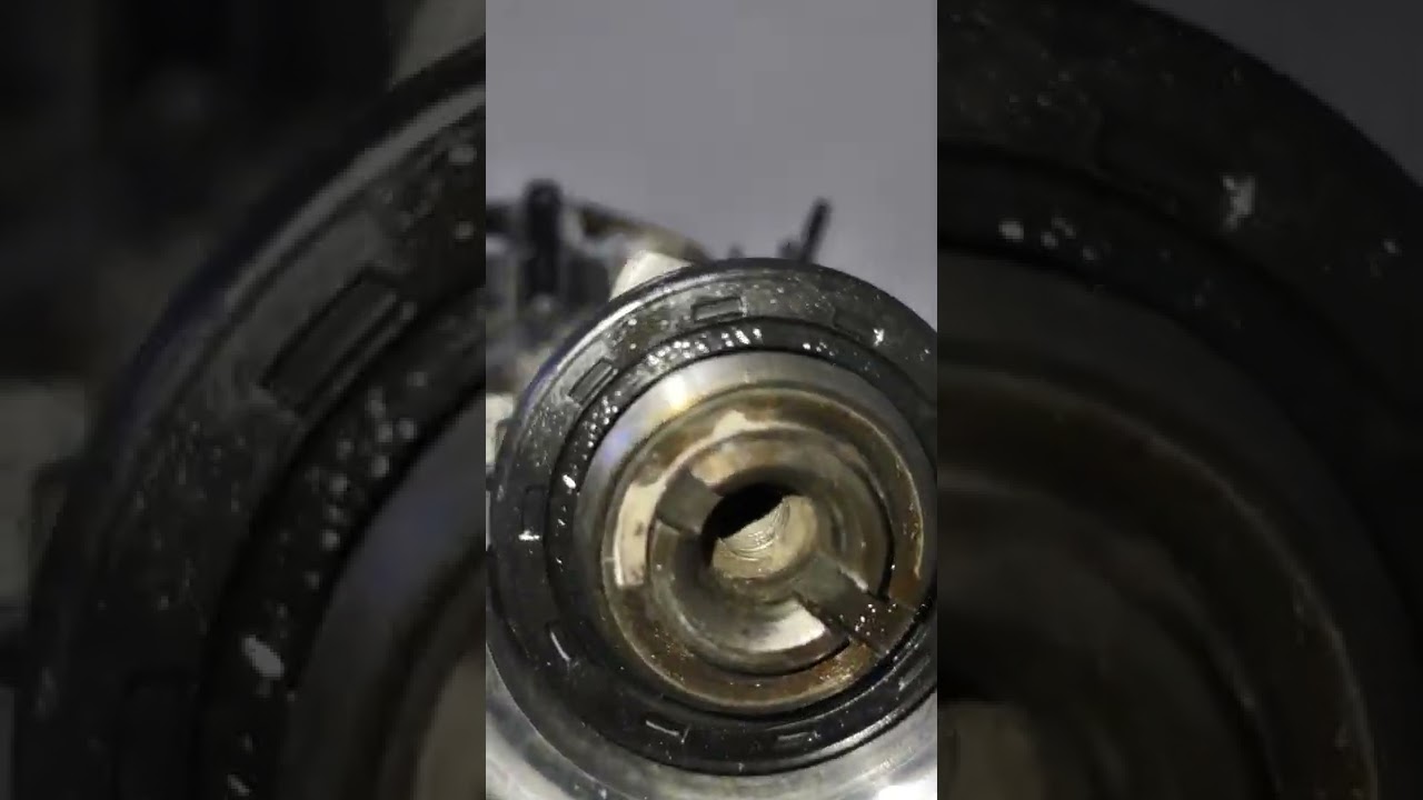 instalación de retenes de viton árboles de levas  león 1.8 turbo