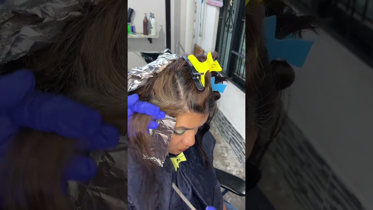 Balayage en cabello teñido de negro #balayage #peluquería #tutoriales #cambiodelook