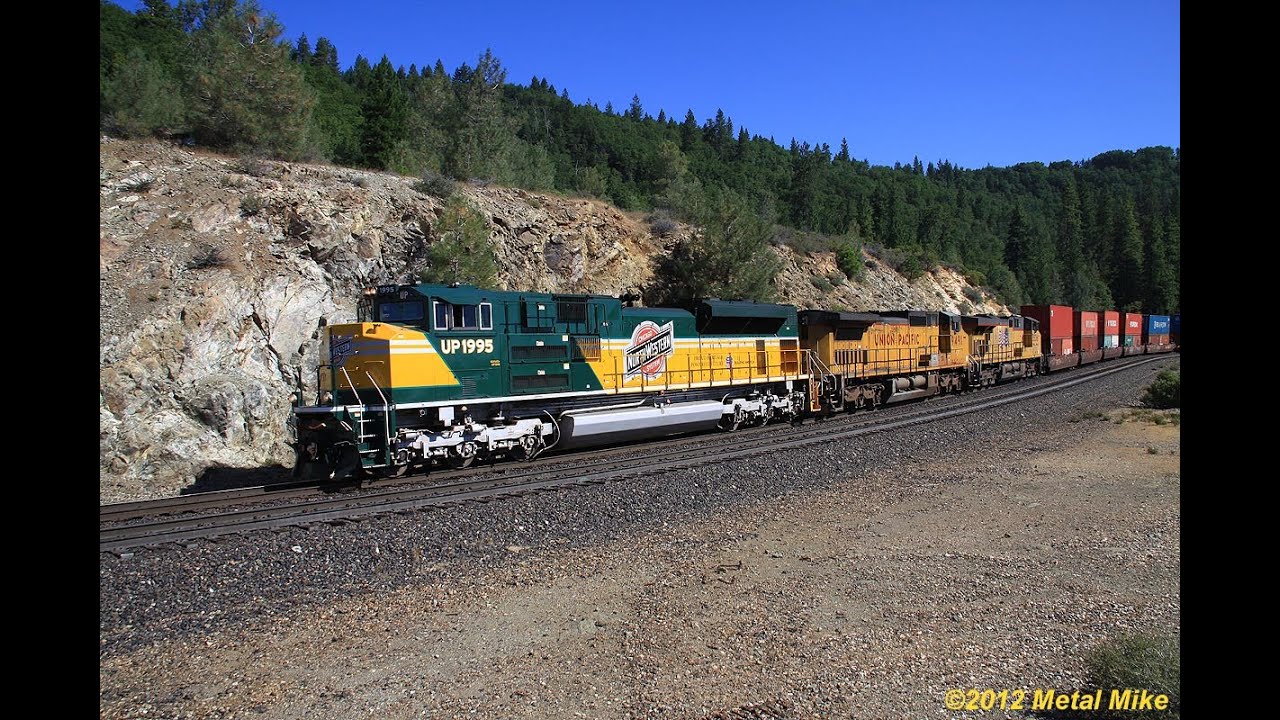 Donner Pass,  UP 1995 leads the IG3OA + other Donner Pass Trains July 14-15, 2012.