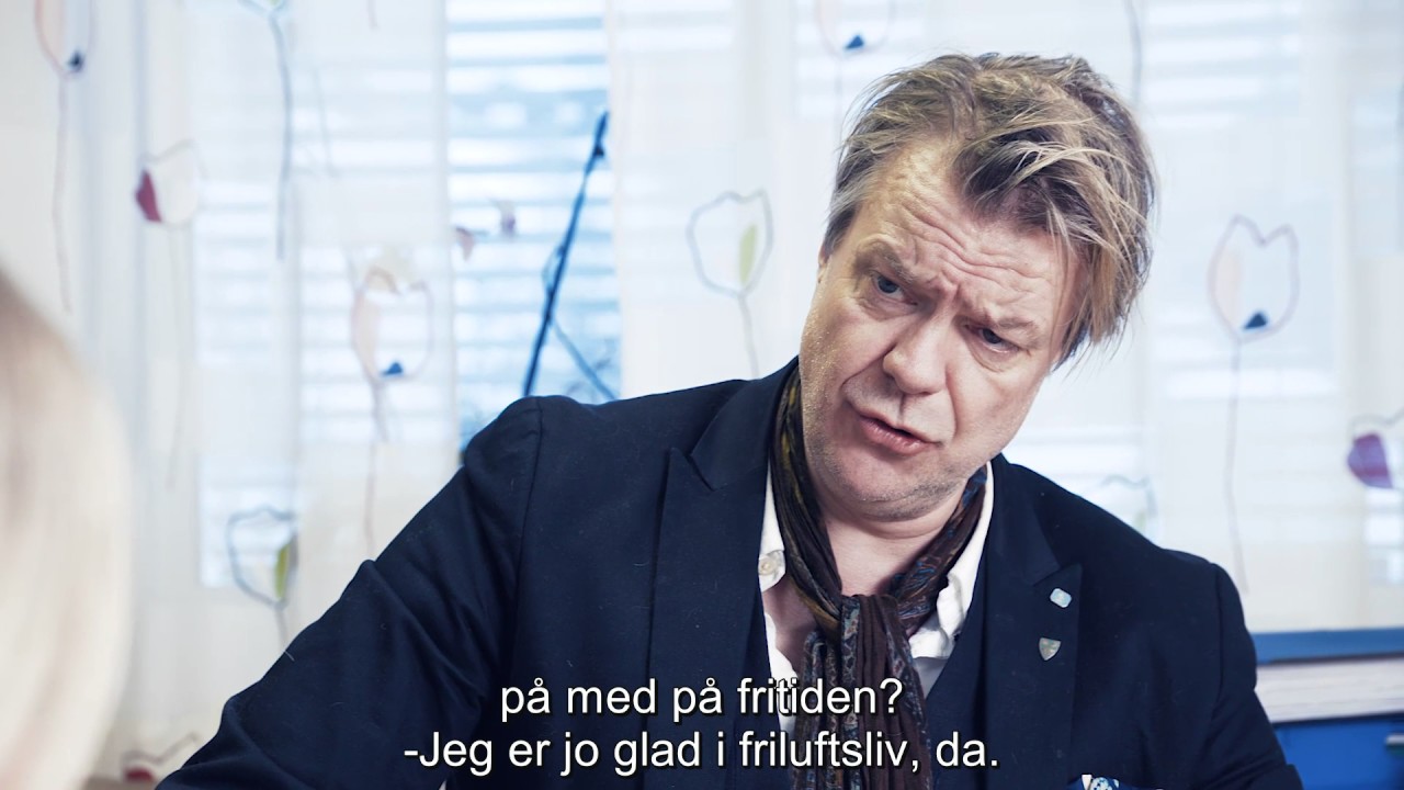 Se Alex Ros&eacute;n pr&oslash;ve seg som karriereveileder - Helt vilt!