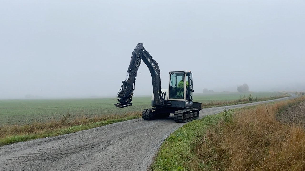 Köp Grävmaskin Terex TC 75 på Klaravik