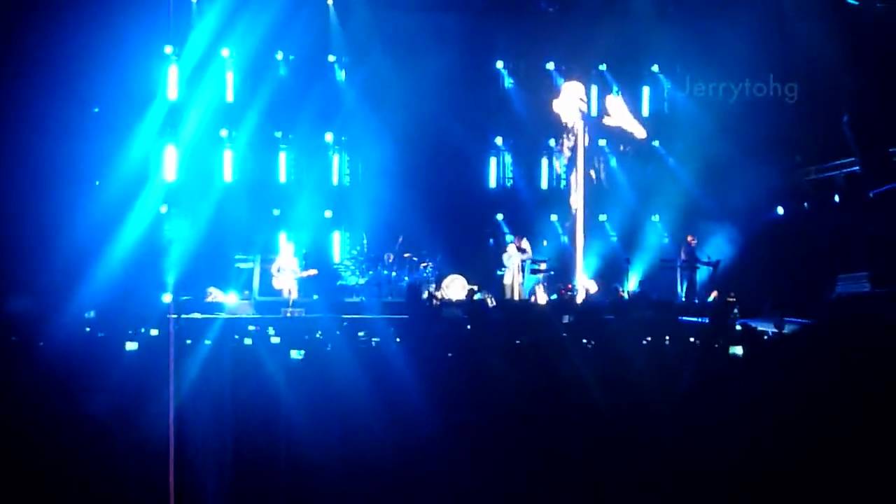 2/11 - Wrong, Depeche Mode, Tour Of The Universe, Foro Sol, Mexico City, 3 Oct 09