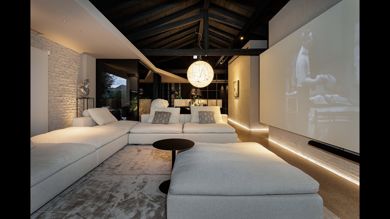 Un Rifugio D'Autore: Tra Storicit&agrave; e Design | Appartamento In vendita a Treviso