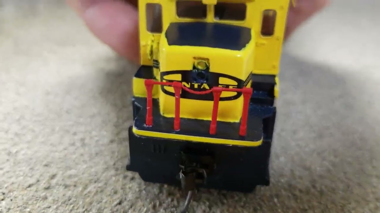 Model Railroaders, I've Got My SF30B Locomotive Project Back On Track!