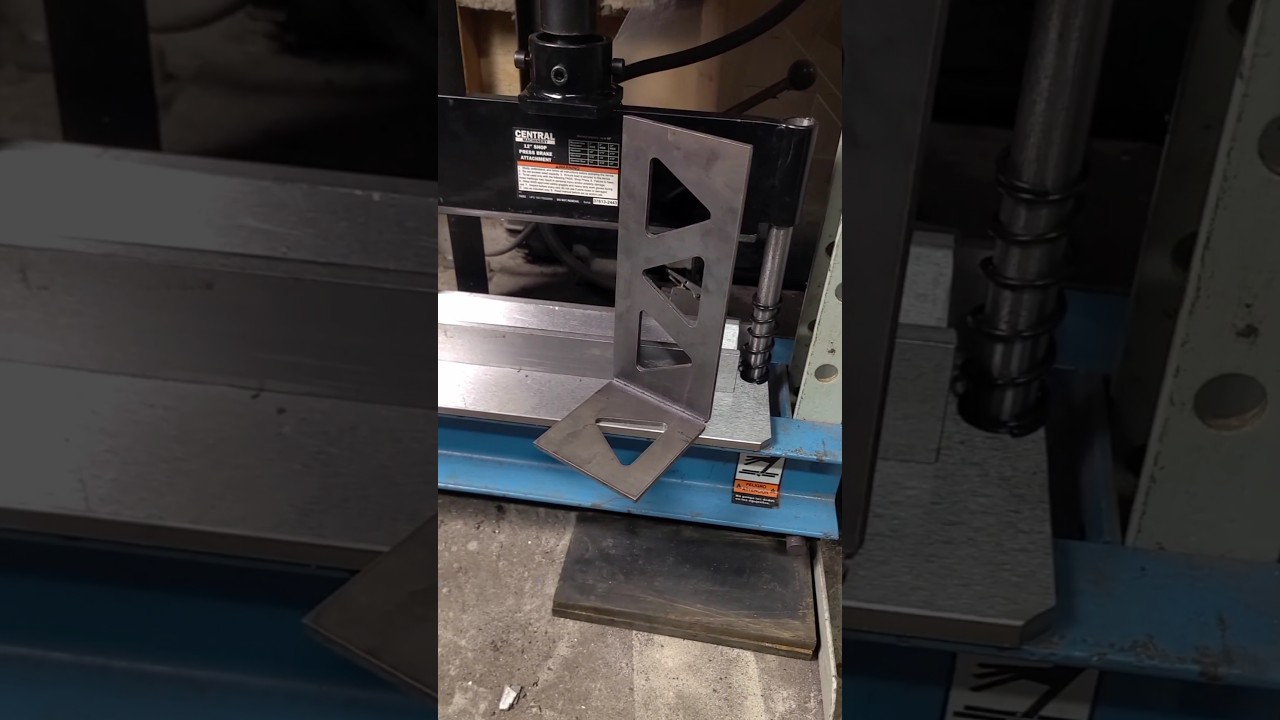 you need this @harborfreight press brake attachment for your metal shop!