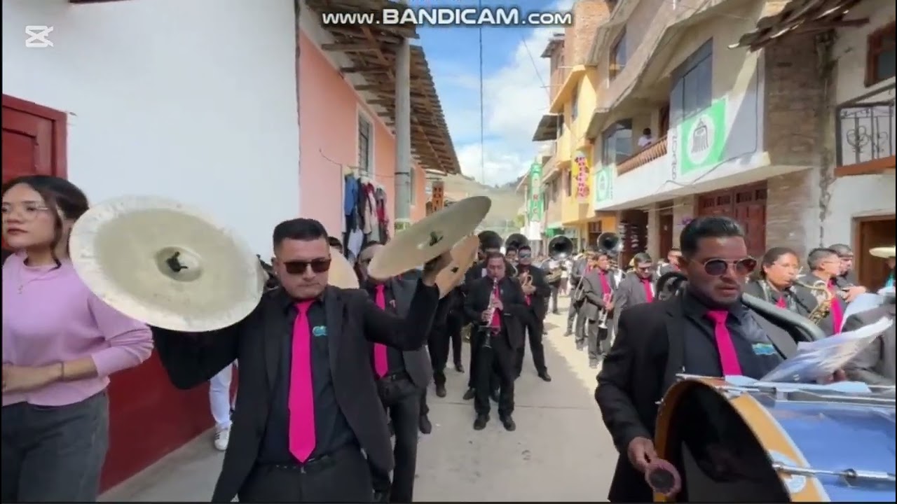 LA CHECHIBAND D' KIKE FERNÁNDEZ - Al nazareno