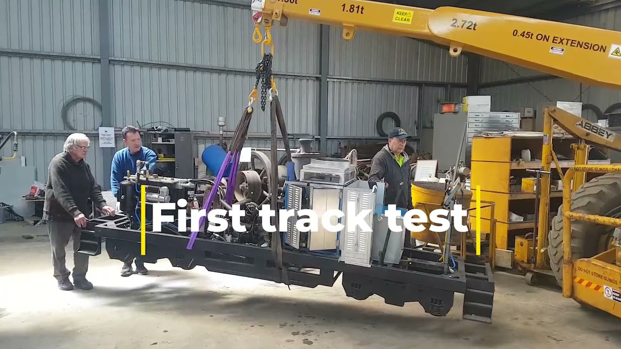 diesel hydraulic loco build