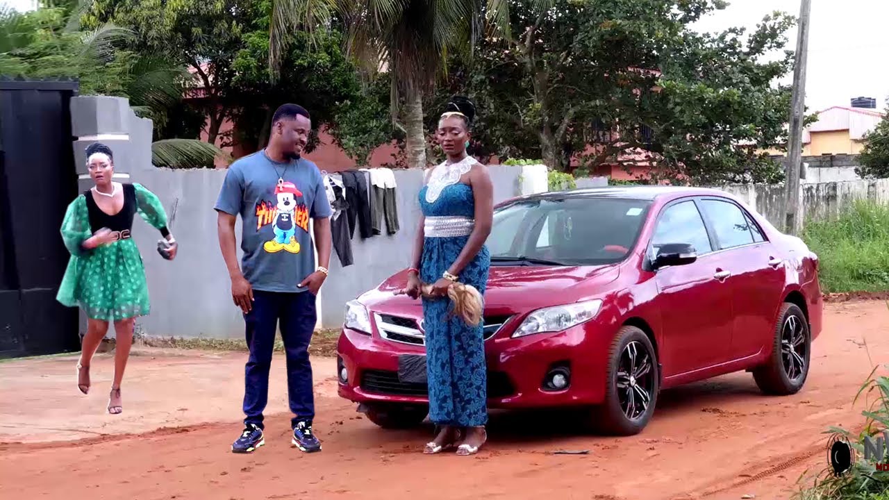 How D Arrogant Princess Insult D Man Dat Wanted 2 fix Her Car Not Knwing He Is Prince Search 4Love