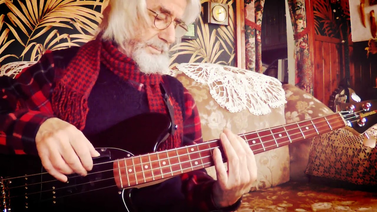 We Are Neighbours [Reggae Bass Cover 232.]