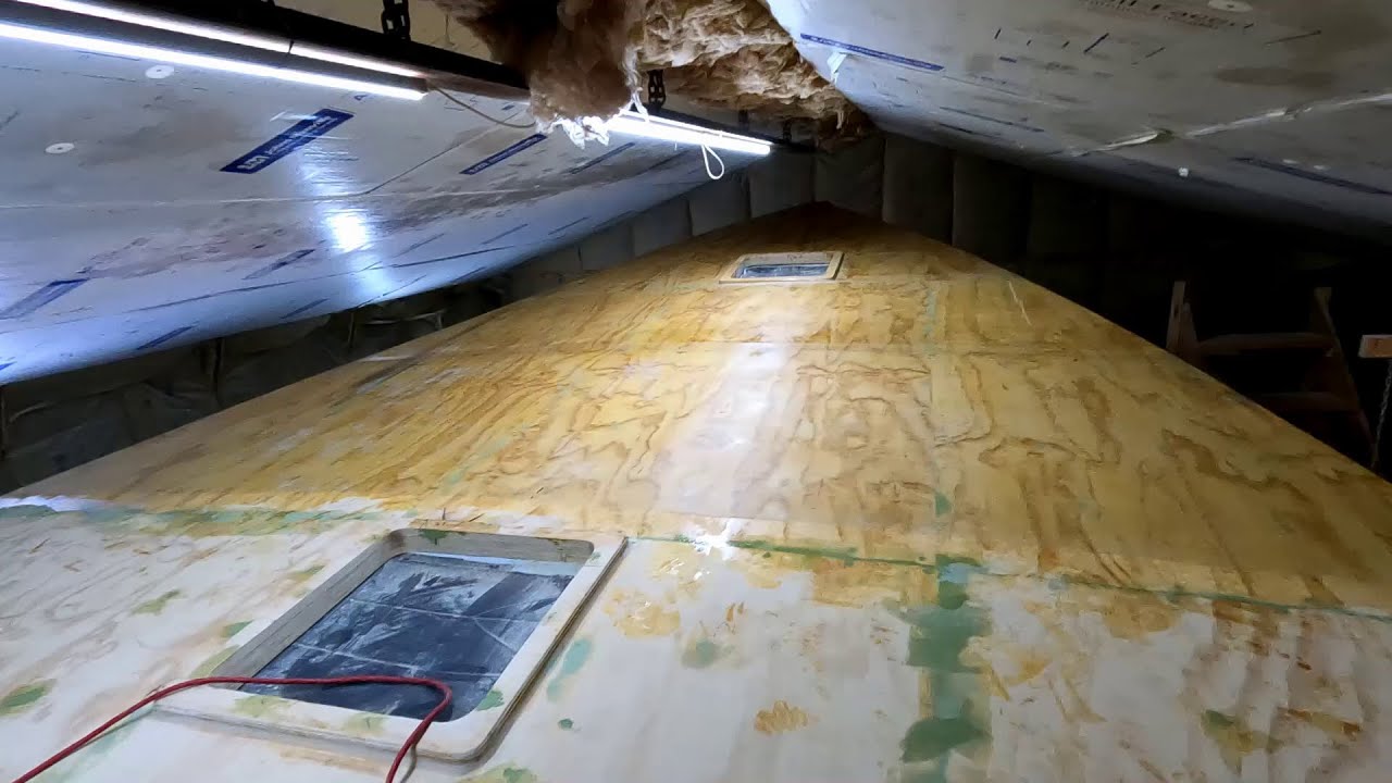 Hull Priming - Engine Room Sole Painting - Starting Glassing the Deck