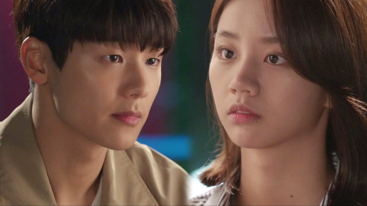 Kang Min Hyuk gives Hyeri a ring 