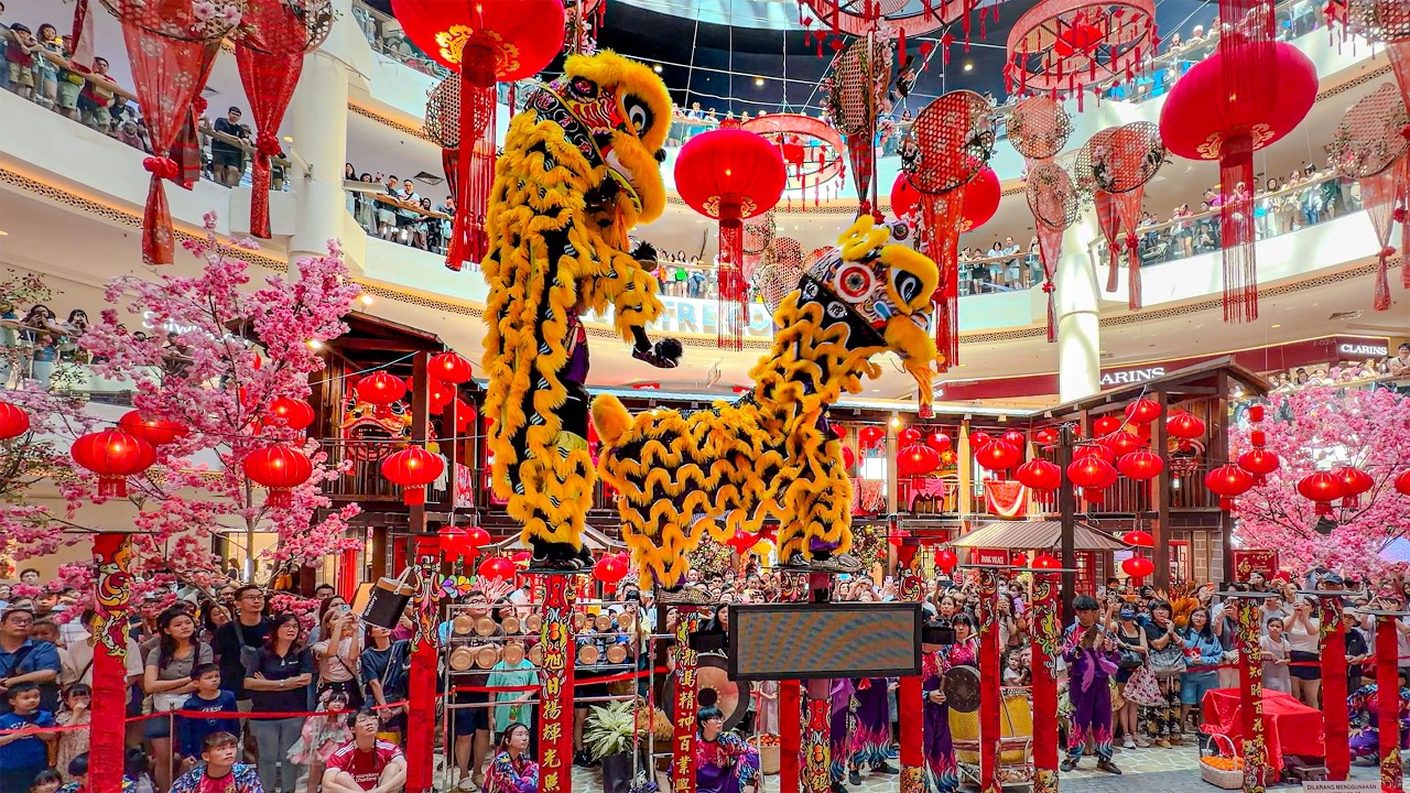 Acrobatic Lion Dance - Mid Valley Megamall CNY 2026 Performance by  安邦金英龍獅體育會 -- Kuala Lumpur