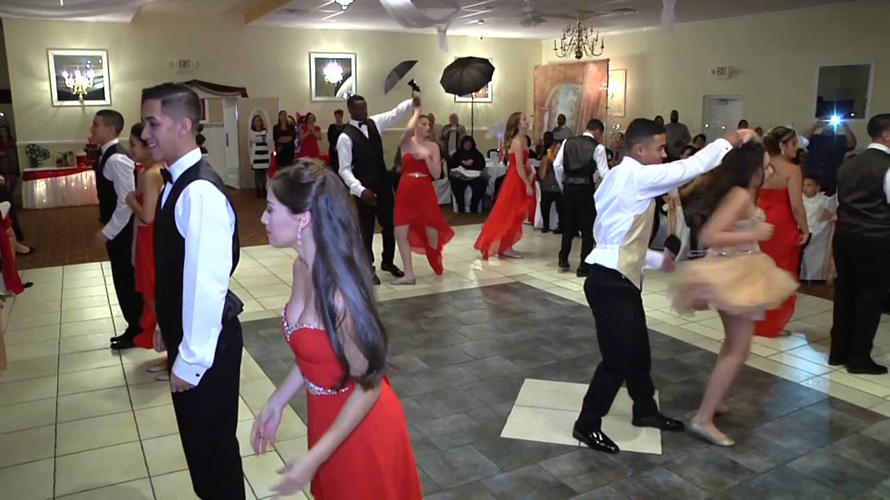 Best Surprise Dance ever 