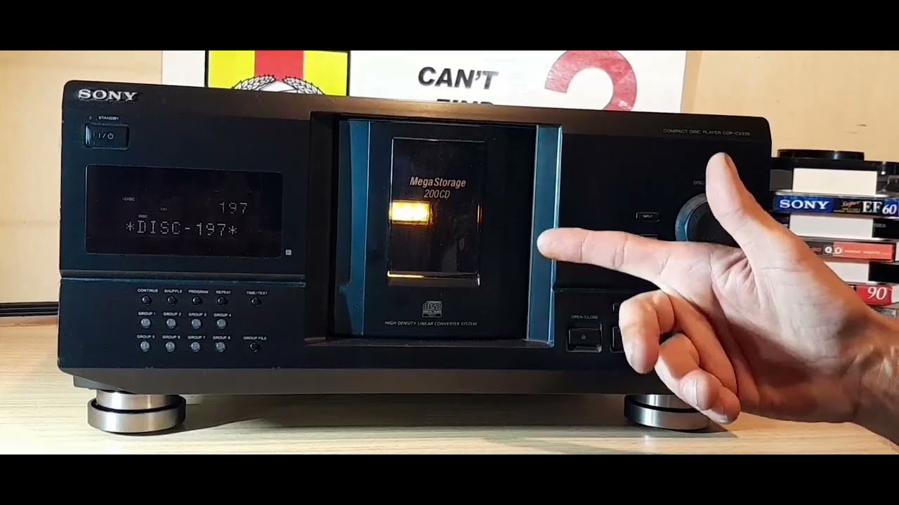 SONY CDP-CX235 MEGA STORAGE 200 CD compact disc player