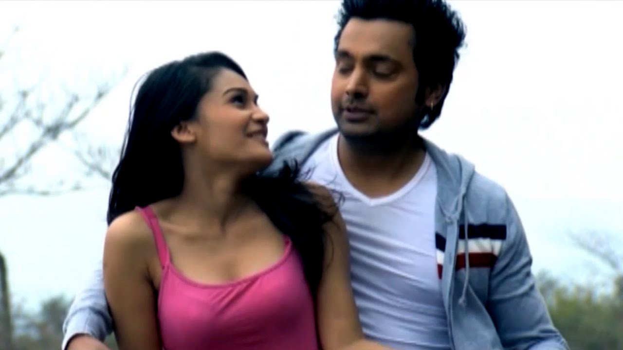 Sabailai Jitne - Bishwa Nepali Ft. Reema Bishowkarma | New Nepali Pop Song 2015