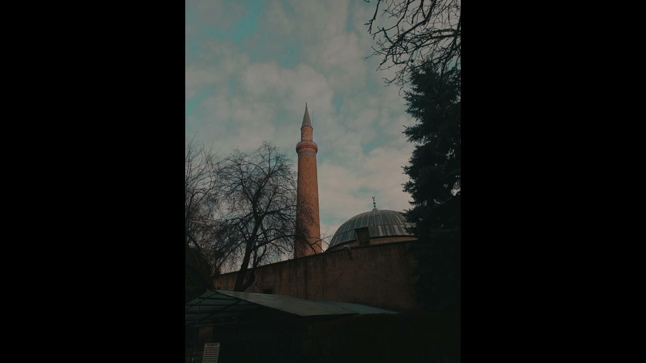 Ne derviş ne de pîrim / Cami Kebir zikir kaydı    Halil İbrahim Arslan