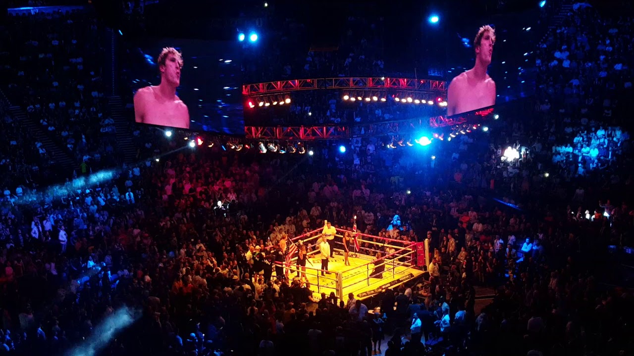 Ksi and Logan Paul's intro at the Logan Paul vs ksi boxing event