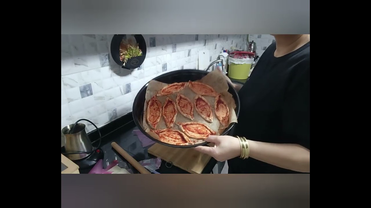 10 Dakikada Efsane Pizza! Milföyden Pratik Lezzet 🍕