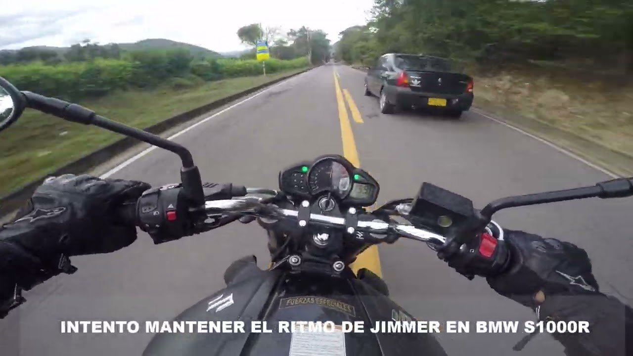 Curvas Tocaima en Moto, Gladius 650 a 200km x h