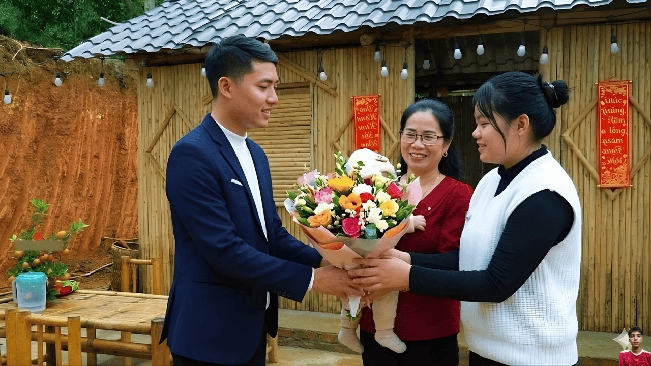 Алекс прятал что-то в доме всё утро… Когда он наконец это вытащил, Ту На потеряла дар речи!