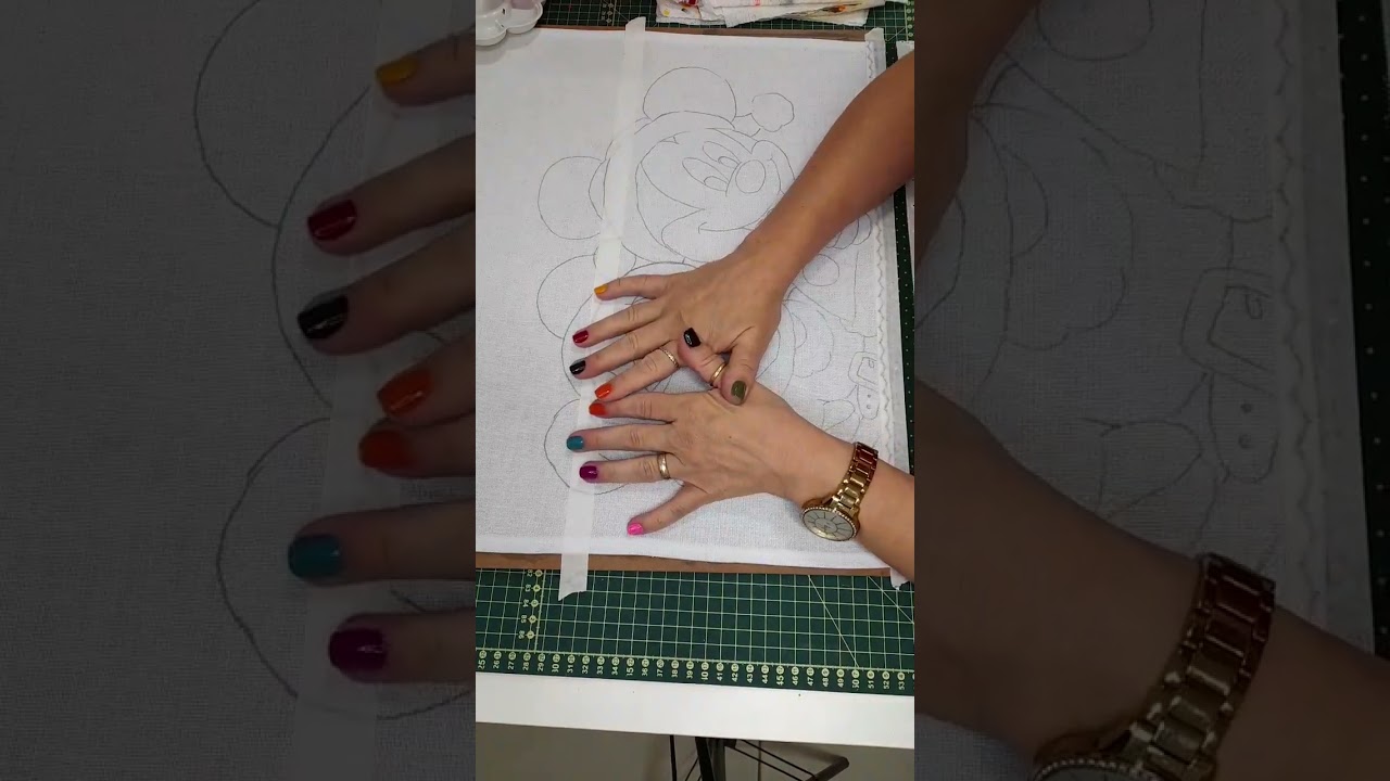 pintura em Tecidos perfeita e profissional.  Mickey e Minnie natalinos que encantam