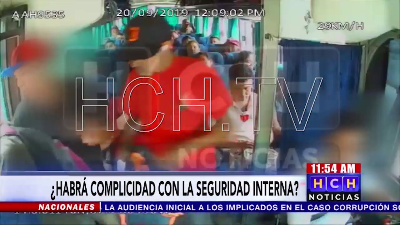 ¡Momentos de Terror! Cámara de seguridad capta asalto a mano armada en bus con ruta hacia #ElParaíso