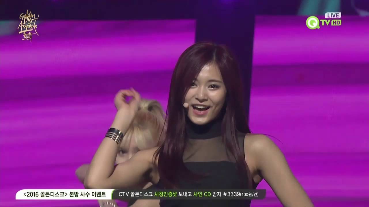 [30회 골든] 골든디스크 어워즈 음반부문 신인상 - 트와이스 우아하게