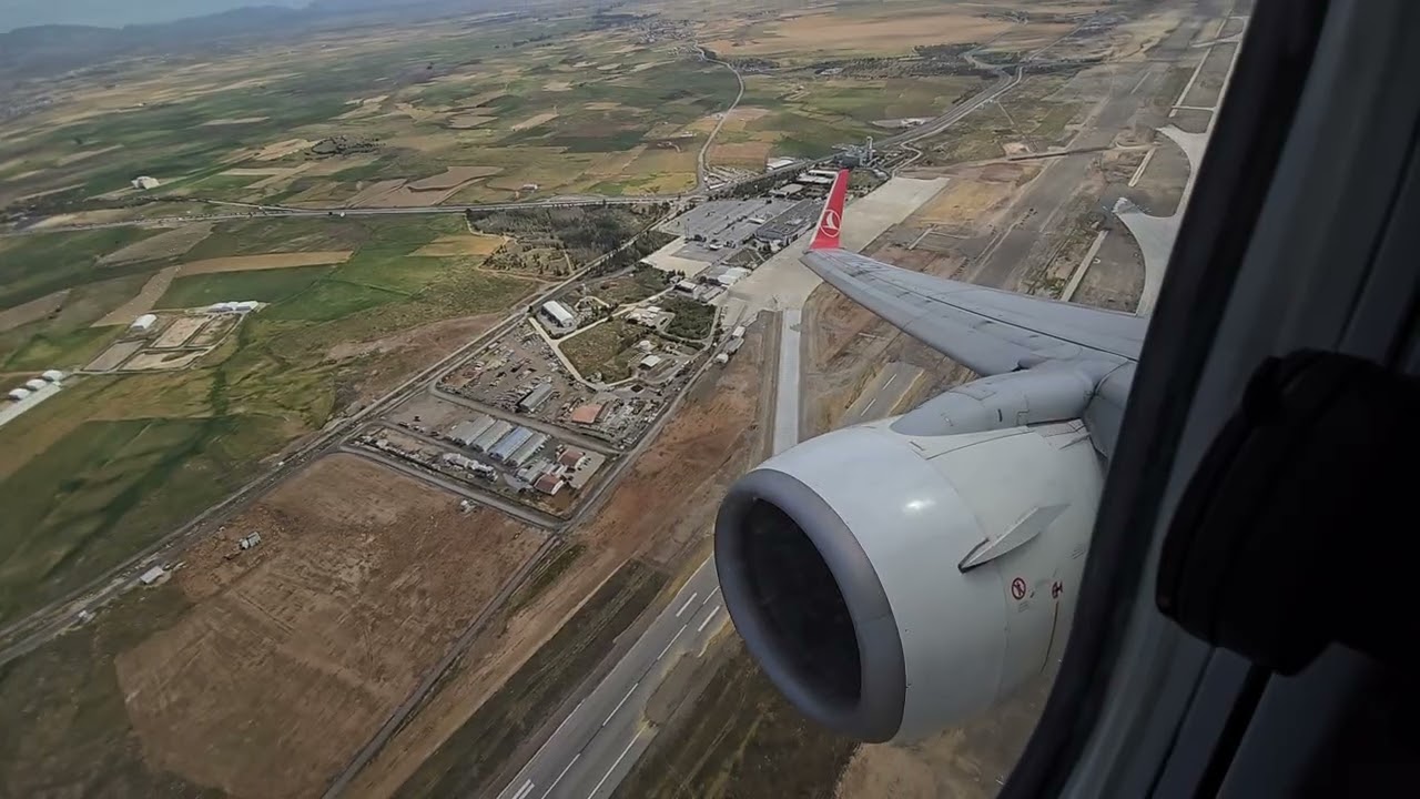 (ENGINE ROAR) Turkish Airlines Boeing 737-900ER takeoff from Ercan to Istanbul