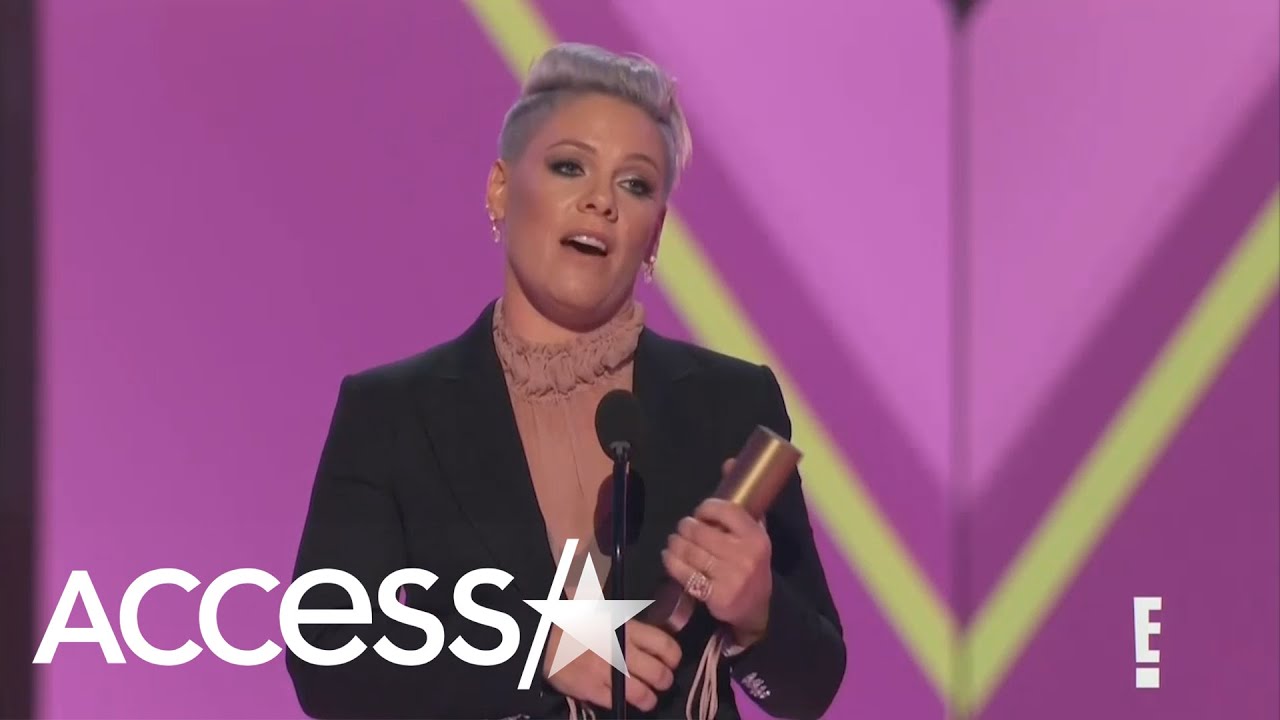 Pink вдохновляет всех страстной речью: «Мне плевать на вашу политику, мне важно ваше