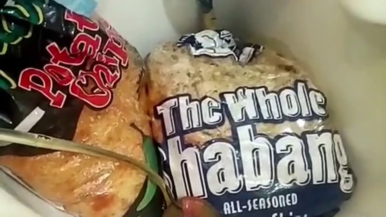 🔵  INMATE cooking Chicken tacos in his CELL | TACOS de gallina  #jailhousecooking #prison