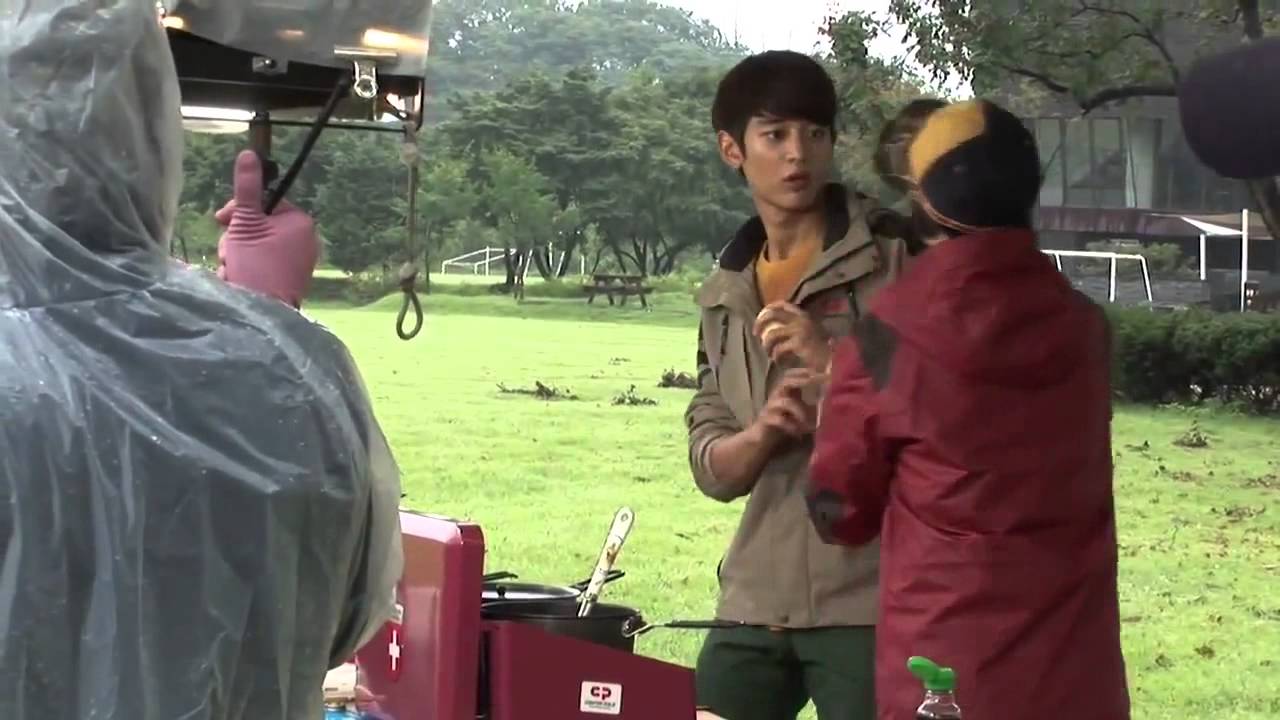 MinSul (Minho + Sulli) moment 6 - It's first love