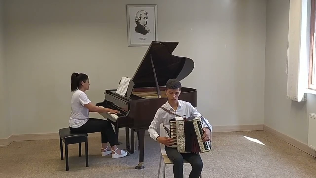 Əzizov Ağasəfər Ü.Hacıbəyli fantaziya II hissə
