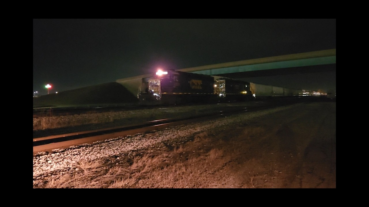 Monster Local CSX SD's Trains from Terre Haute Stretching down to Maple Avenue! #railfanning