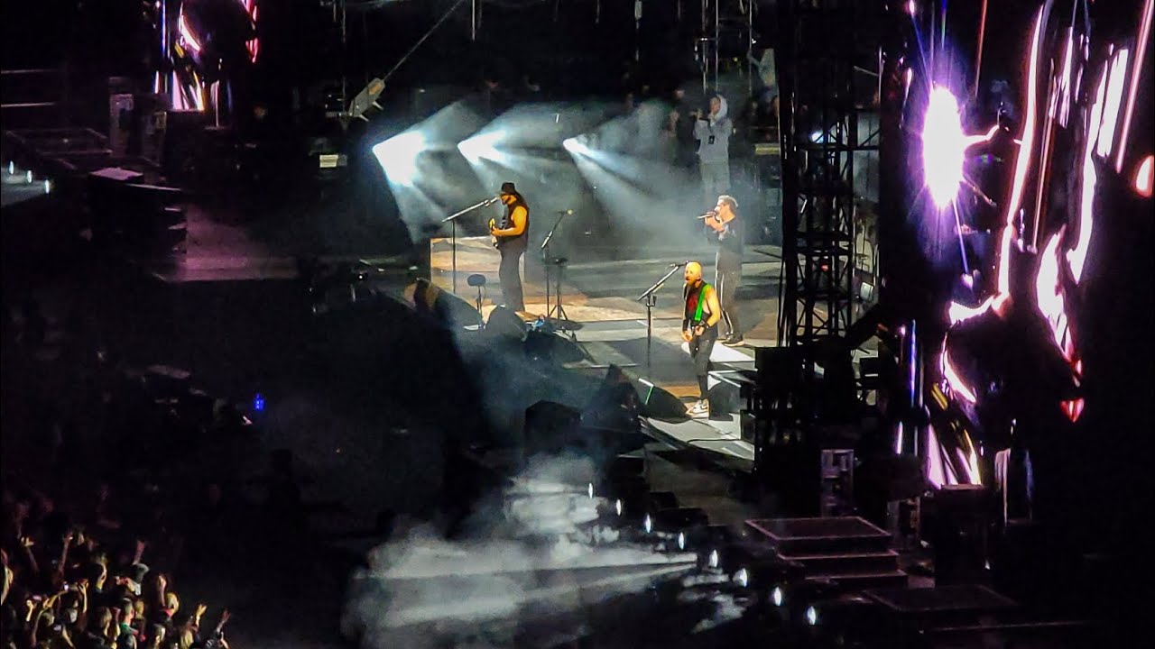 Aerials - System of a Down live in Toronto 