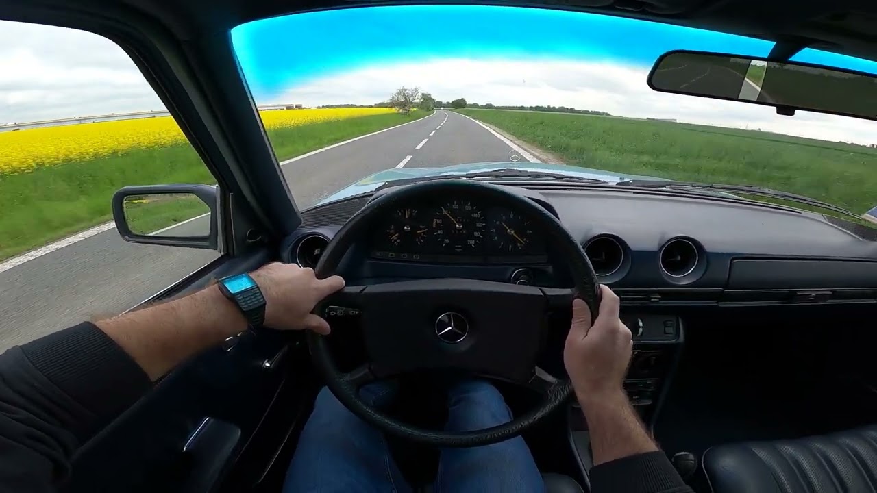POV Drive in a 1982 Mercedes-Benz W123 230 E | Retro Vibes + Casio DBC-32 Watch