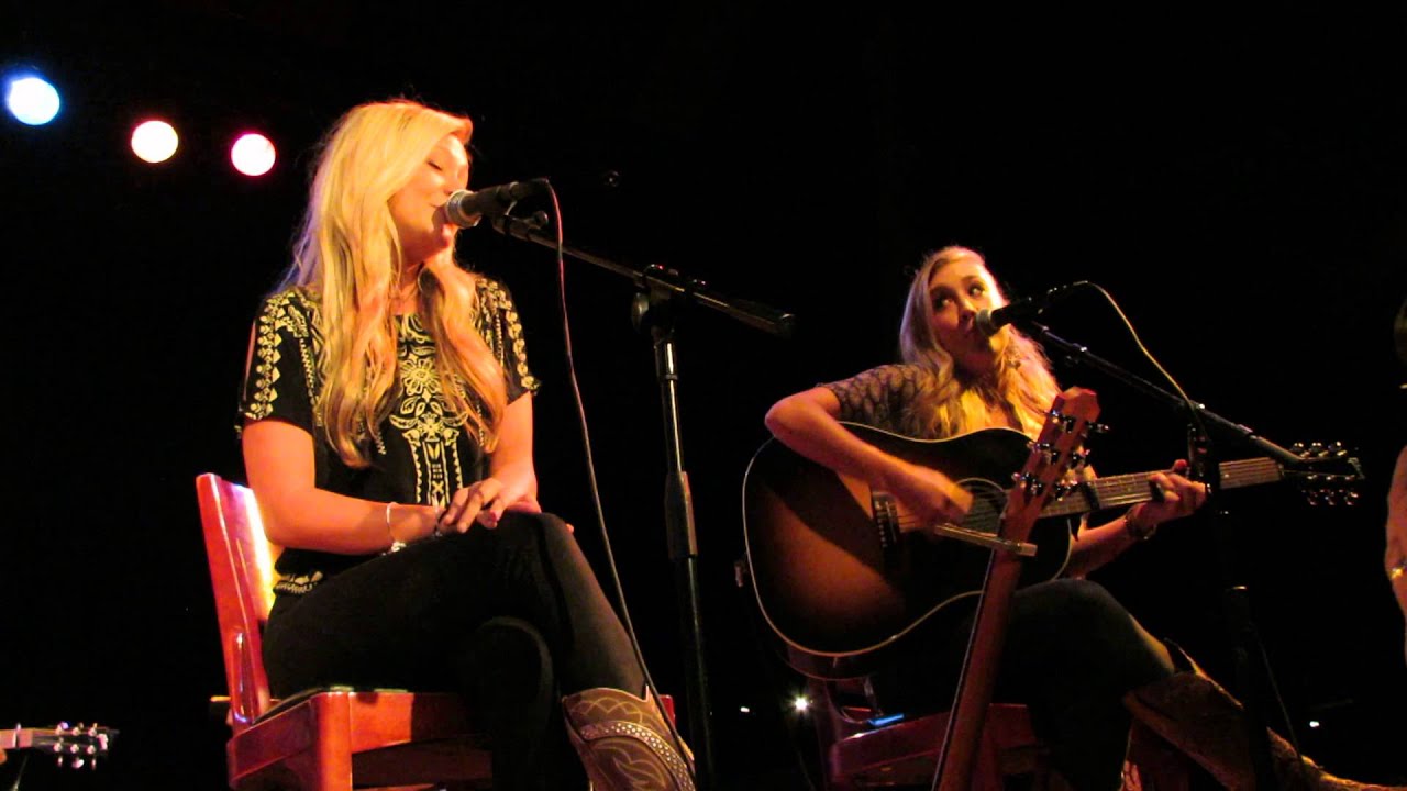 Maddie & Tae 