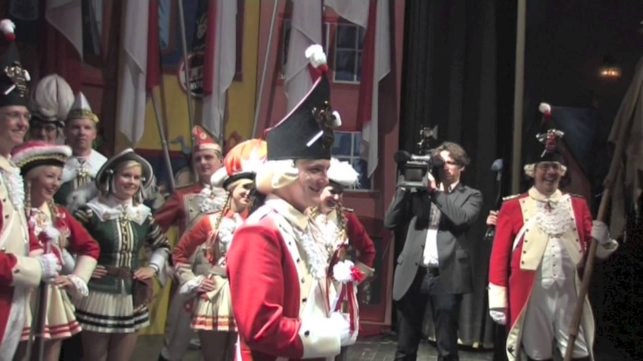 Rote Funken Köln Vereidigung Rekruten 2013 .mov