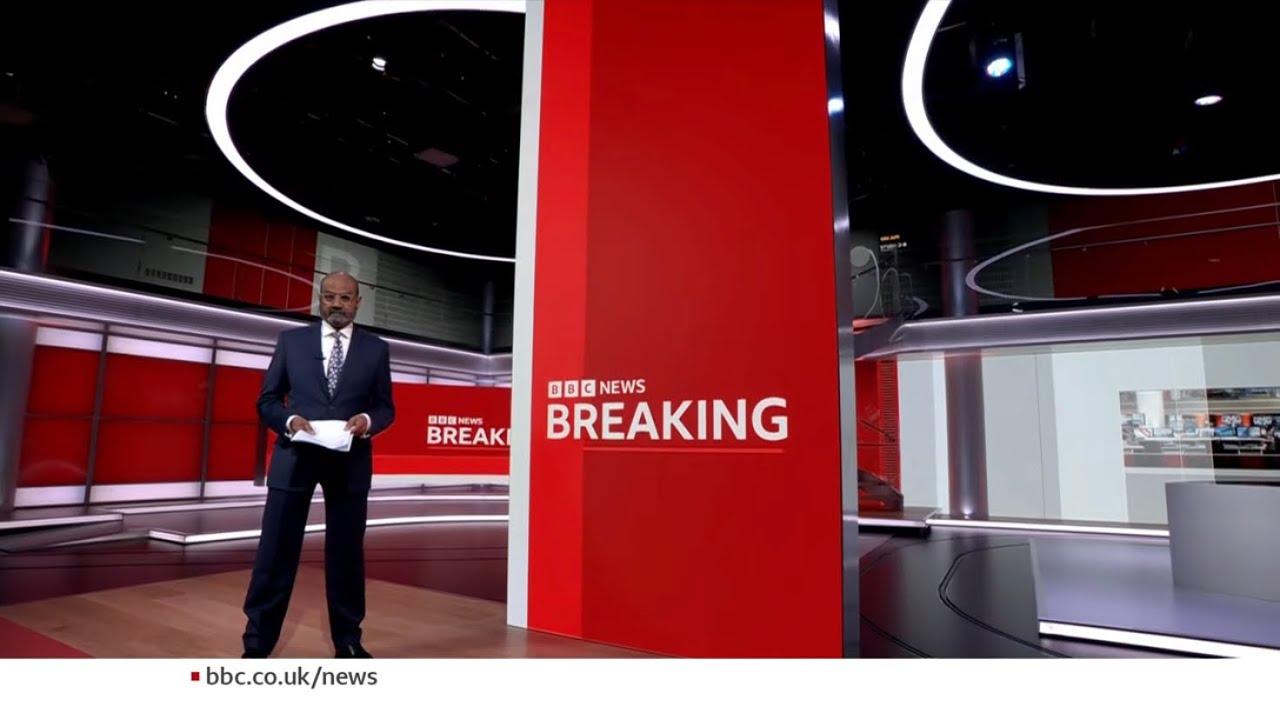 BBC News at Six - 5th July 2022 (GOVERNMENT COLLAPSE: SUNAK & JAVID RESIGN: EXTENDED SPECIAL)