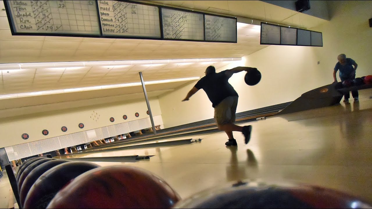 Last of the Lanes: The 9-Pin Bowling Clubs of Texas