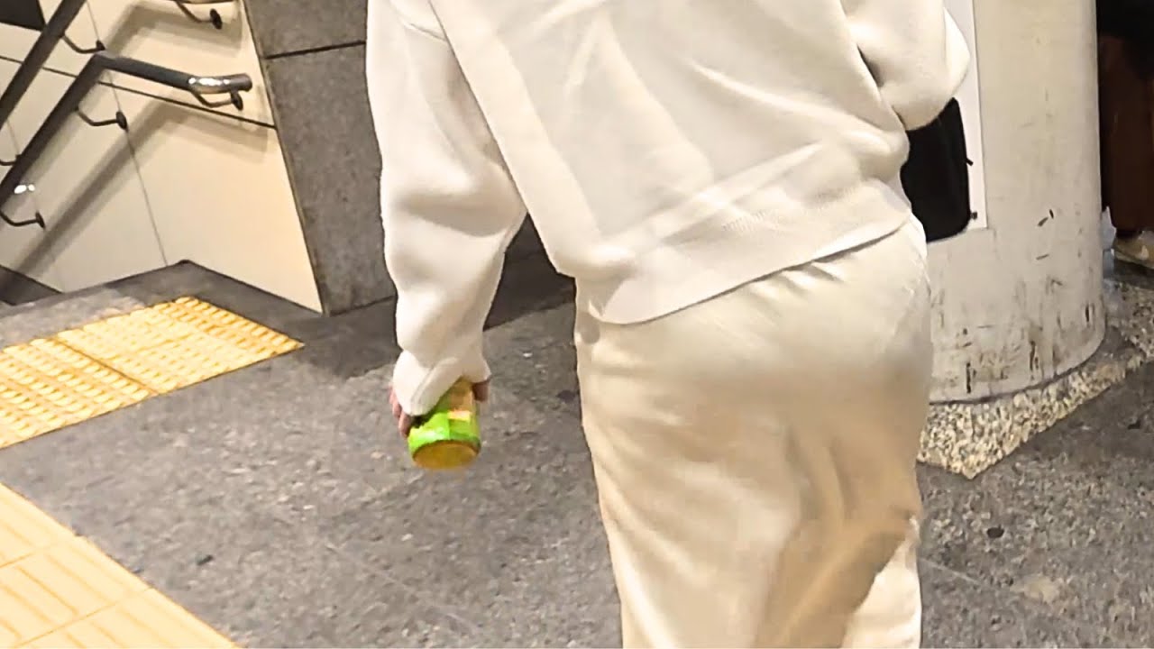 透けるホワイト桃ライン