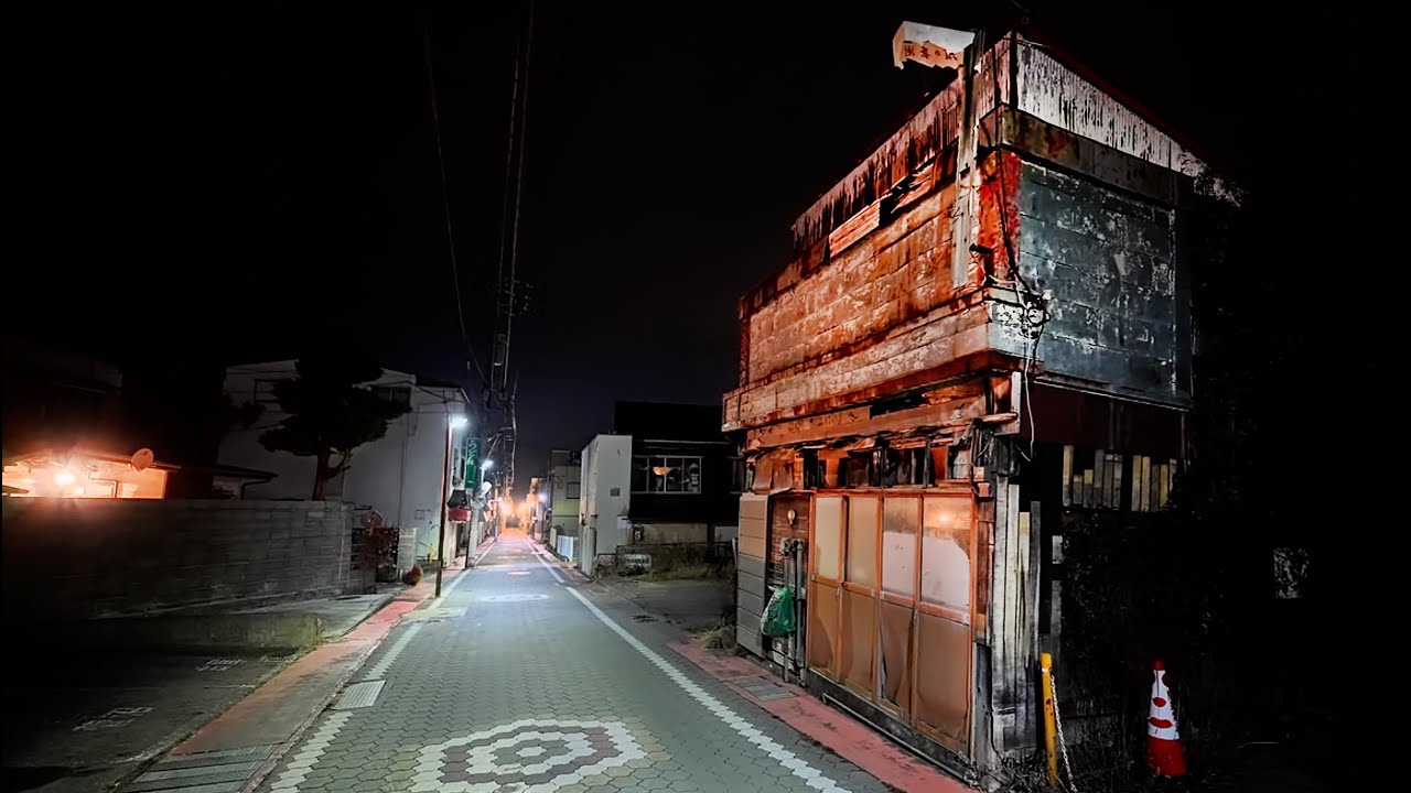 4AM Fujiyoshida walk //4K HDR