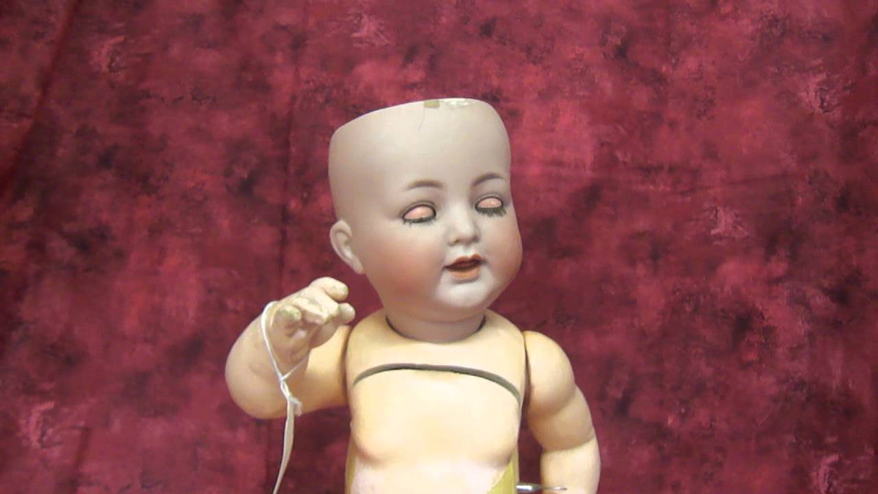Antique Kammer & Reinhardt 126 Mechanical Doll