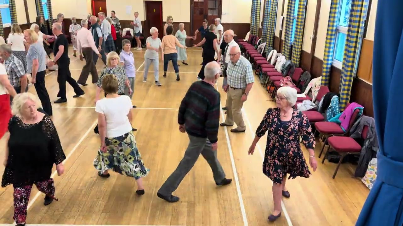 Auld Grey Cat Scottish Country Dance 