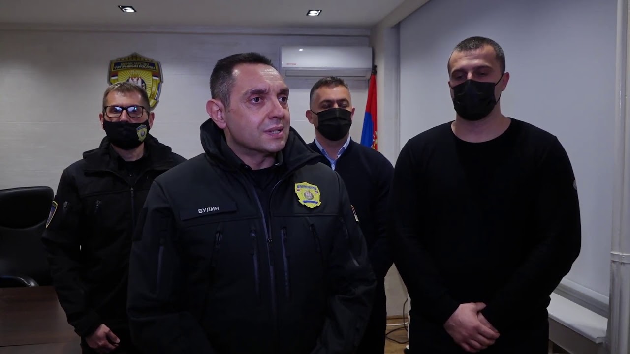 Vulin sazvao hitan sastanak u Novom Pazaru, žandarmerija na ulicama grada