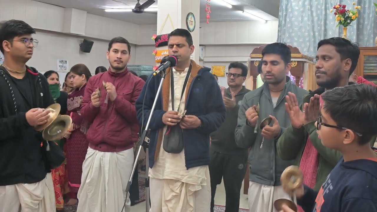 Sandhya Aarti Kirtan | Hg Prabhavishnu Prabhuji 