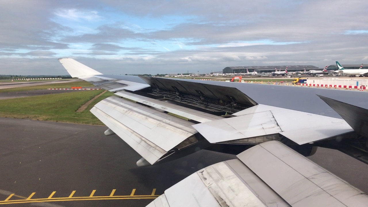British Airways 747-400 Landing at London Heathrow