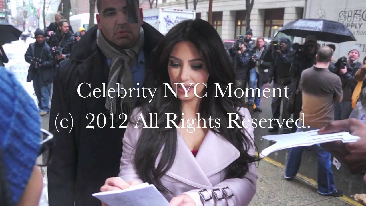 Kim Kardashian shows off her amazing figure in a red dress in NYC #kimkardashian #kimk