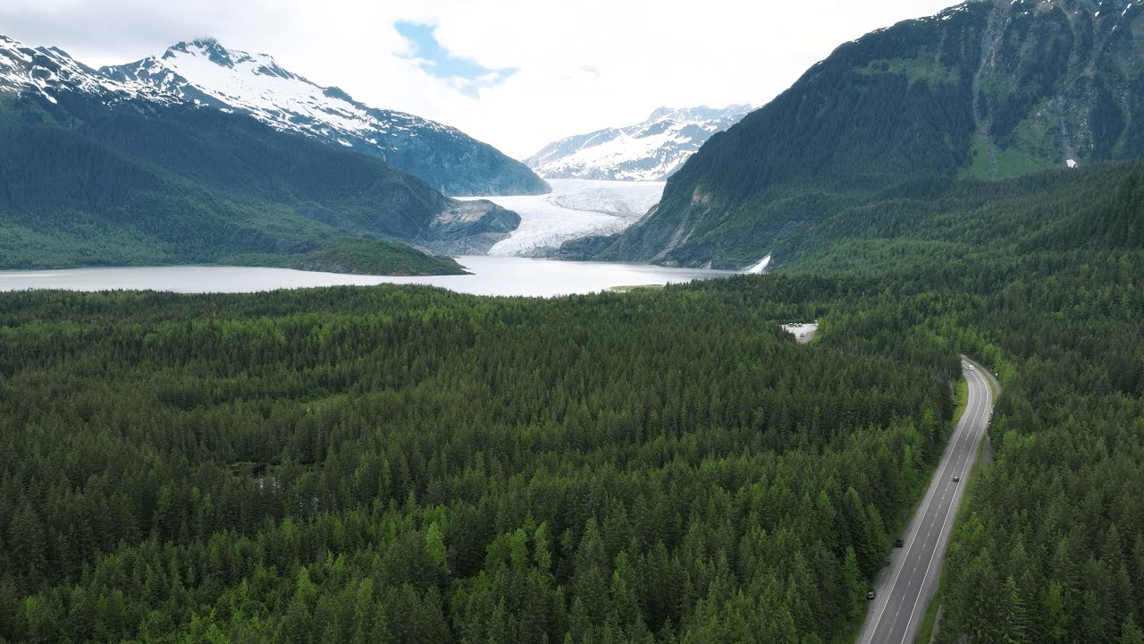 Mendenhall Glacier Express Bus - Juneau, Alaska